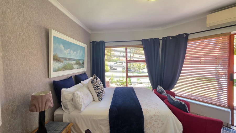 7 Bedroom Property for Sale in Vredenburg Western Cape